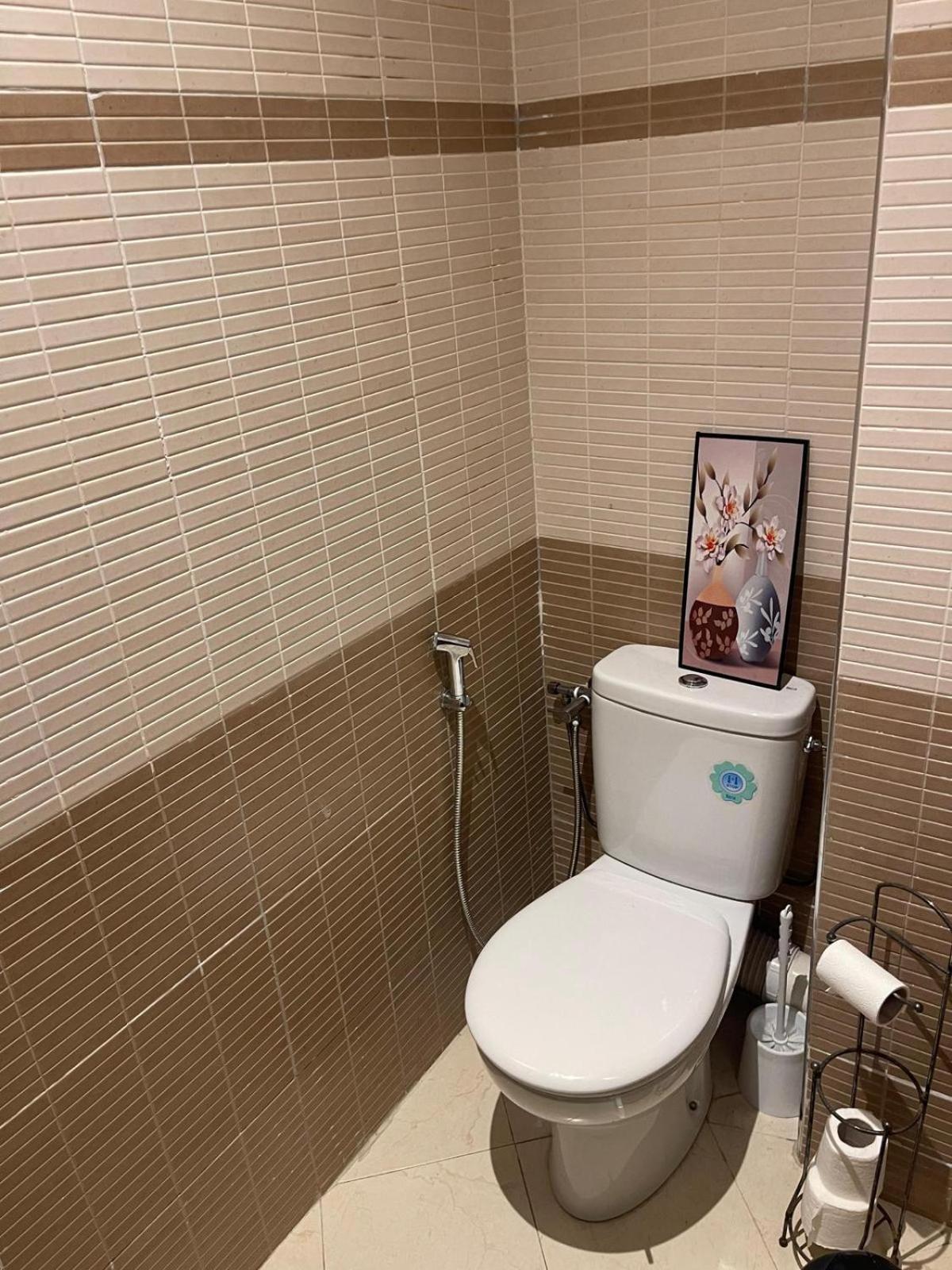 Magnifique Appartement Spacieux Confort Propre Familial 2 Chambres Salon Et Salle A Manger A 20Mn A Pied De Place Jemaa El Fina 4 Piscines Dans Espace De Golf A 12 Mn En Voitures L Entree Est Gratuit Pour La Clientele Ouvert Entre 10H Et 20H Маракеш Екстериор снимка